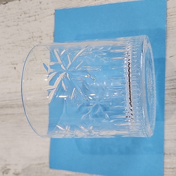Set of 2 Snowflakes Rocks Glass bourbon whiskey rocks drinking glasses NEW - Picture 5 of 5